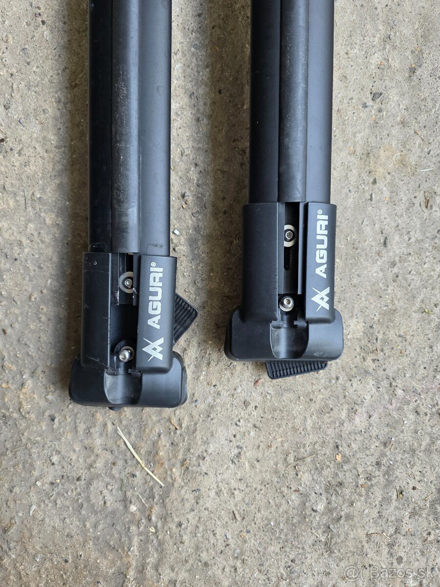 Predám priečny strešný nosič na Mercedes Glk. - 2