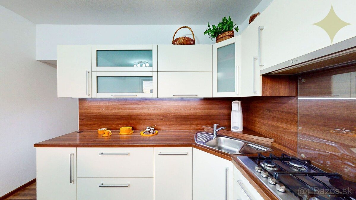 3-izbový byt po rekonštrukcii, 76 m², loggia – Nitra, Klokoč - 2