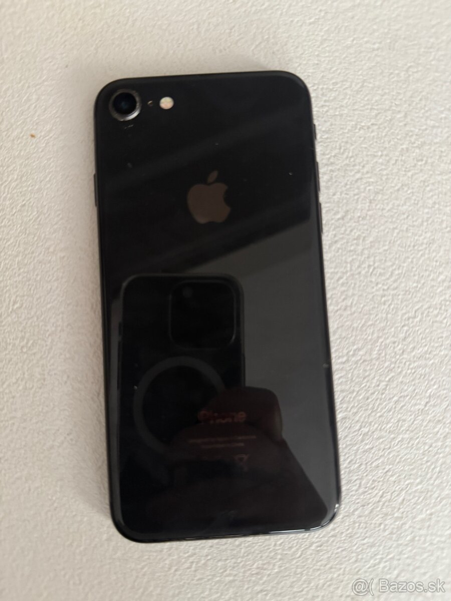 iPhone 8 - 2
