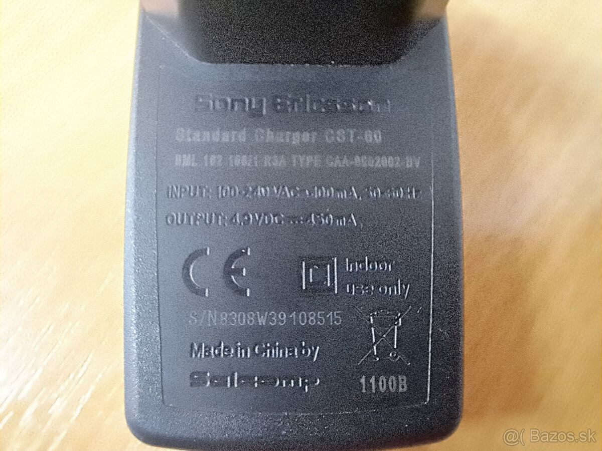 Sony Ericsson nabíjačka - 2