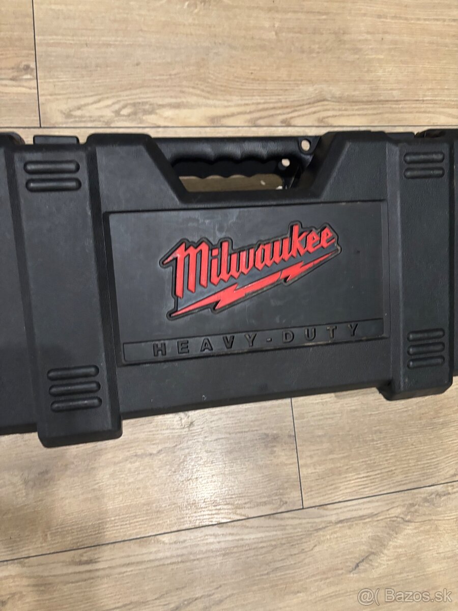 milwaukee SSD1100x profi chvostova pila - 2
