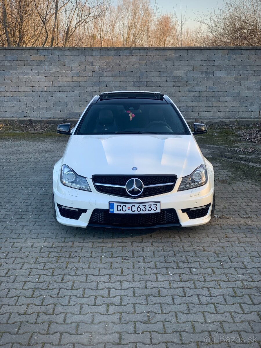 MERCEDES BENZ C63 AMG 2011 6.2 V8 400KW COUPE/PANO/KEYLESS - 2
