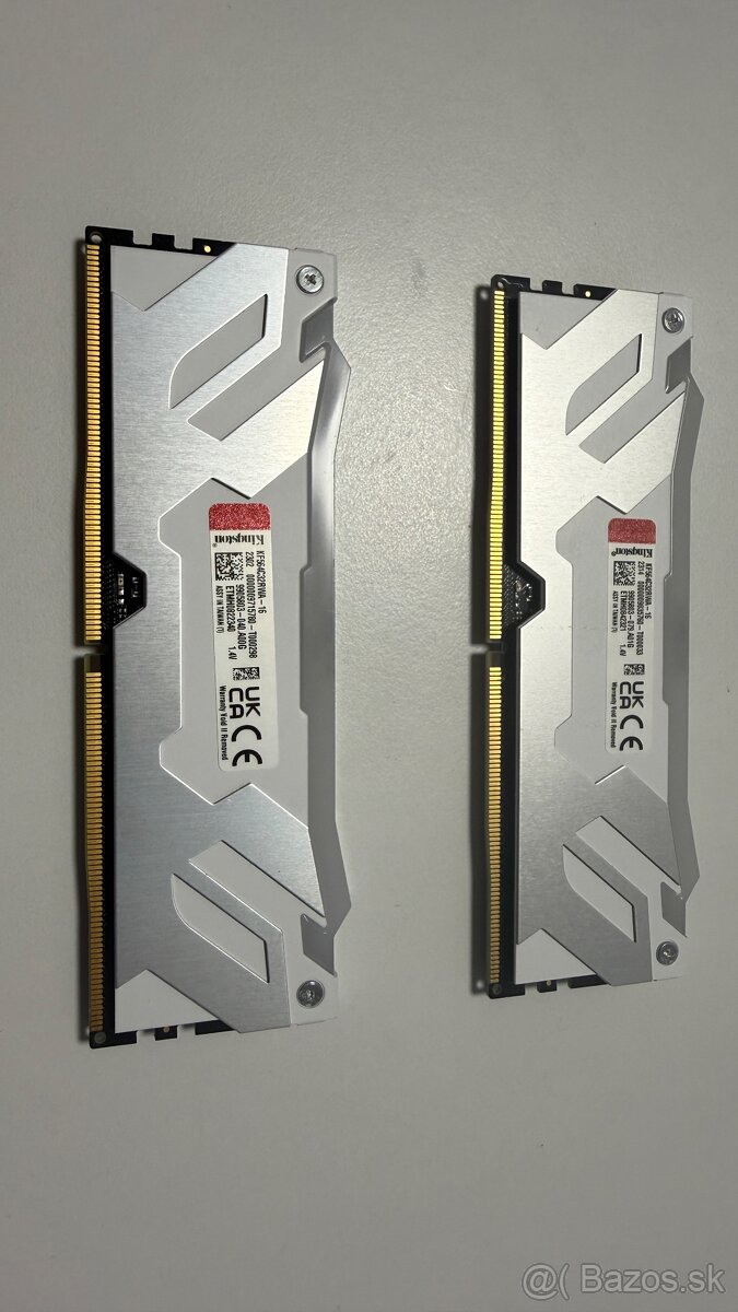 2x FURY Renegade White RGB DDR4 16GB 6400MHz CL32 - 2