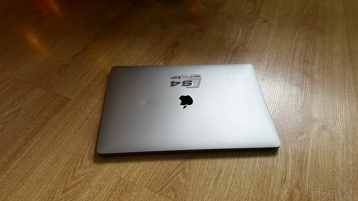 Predám/Vymením MacBook Pro 16", ročník 2019 - 2