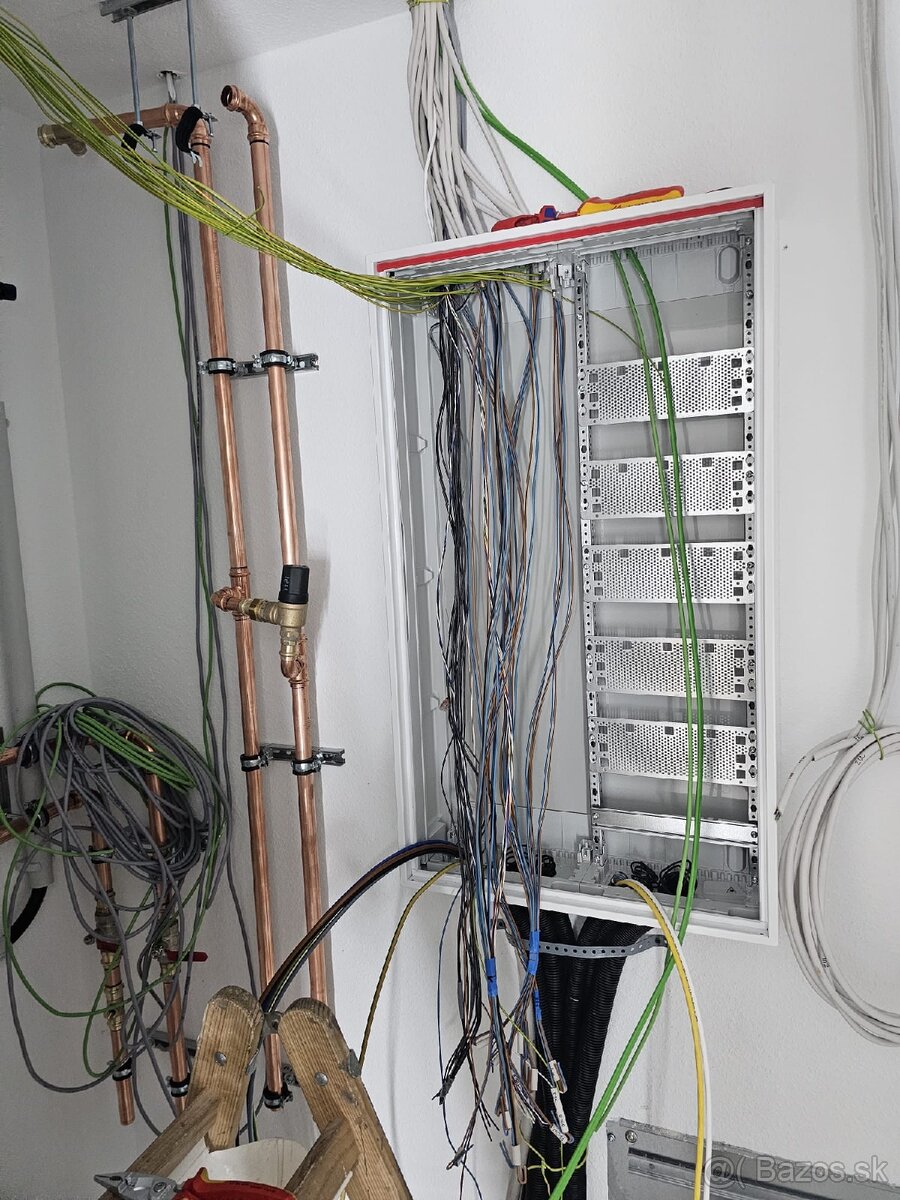 Hľadáme Elektrikárov - 2