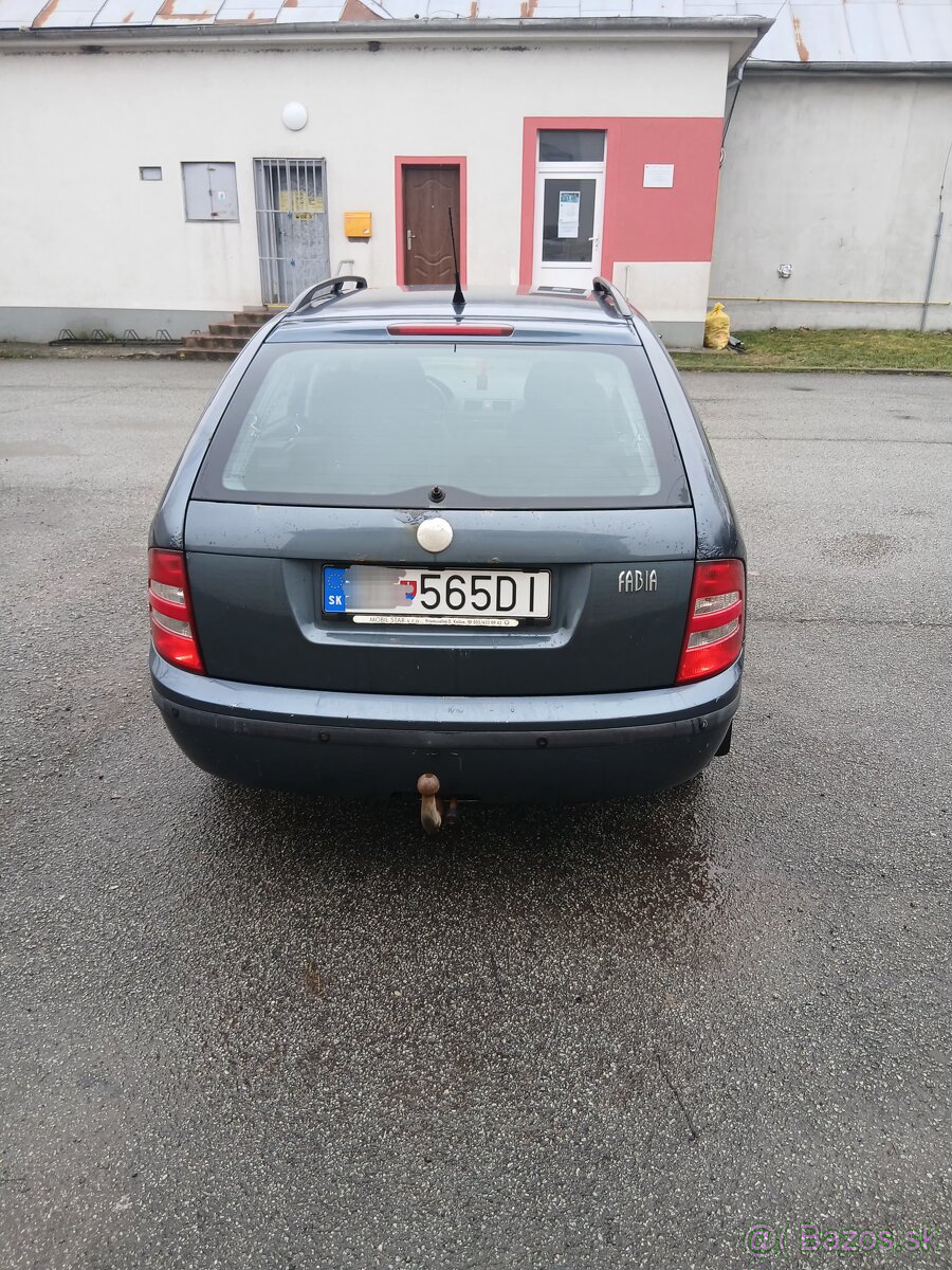 PREDÁM Škoda Fabia 1.2 (47kw) Rok 2003 - 2