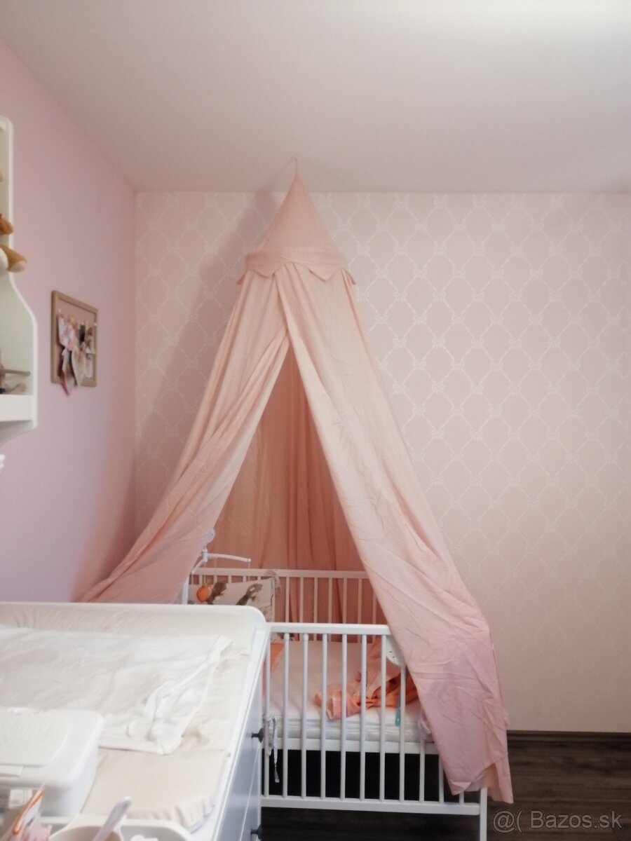 Detská postielka aj s matracom - 2