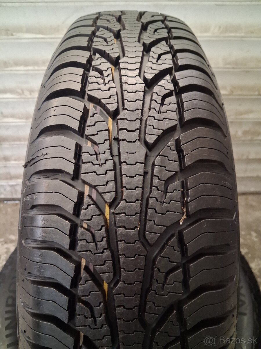 Uniroyal celoročné 175/80/R14 - 2