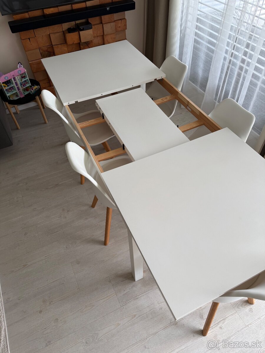 Jedalensky stol so stolickami - 2