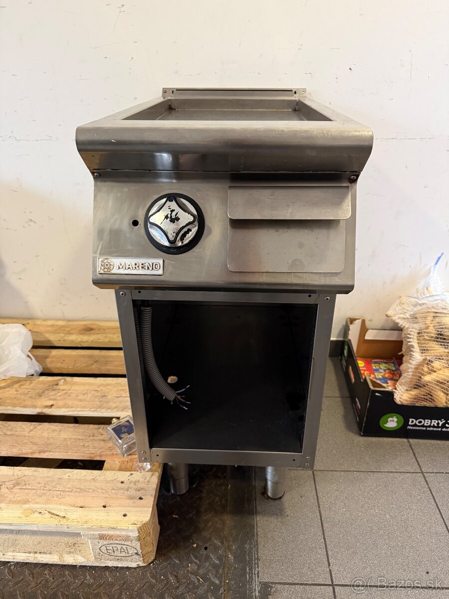 Profesionálny gastro gril MARENO FTG 40 – elektrický - 2
