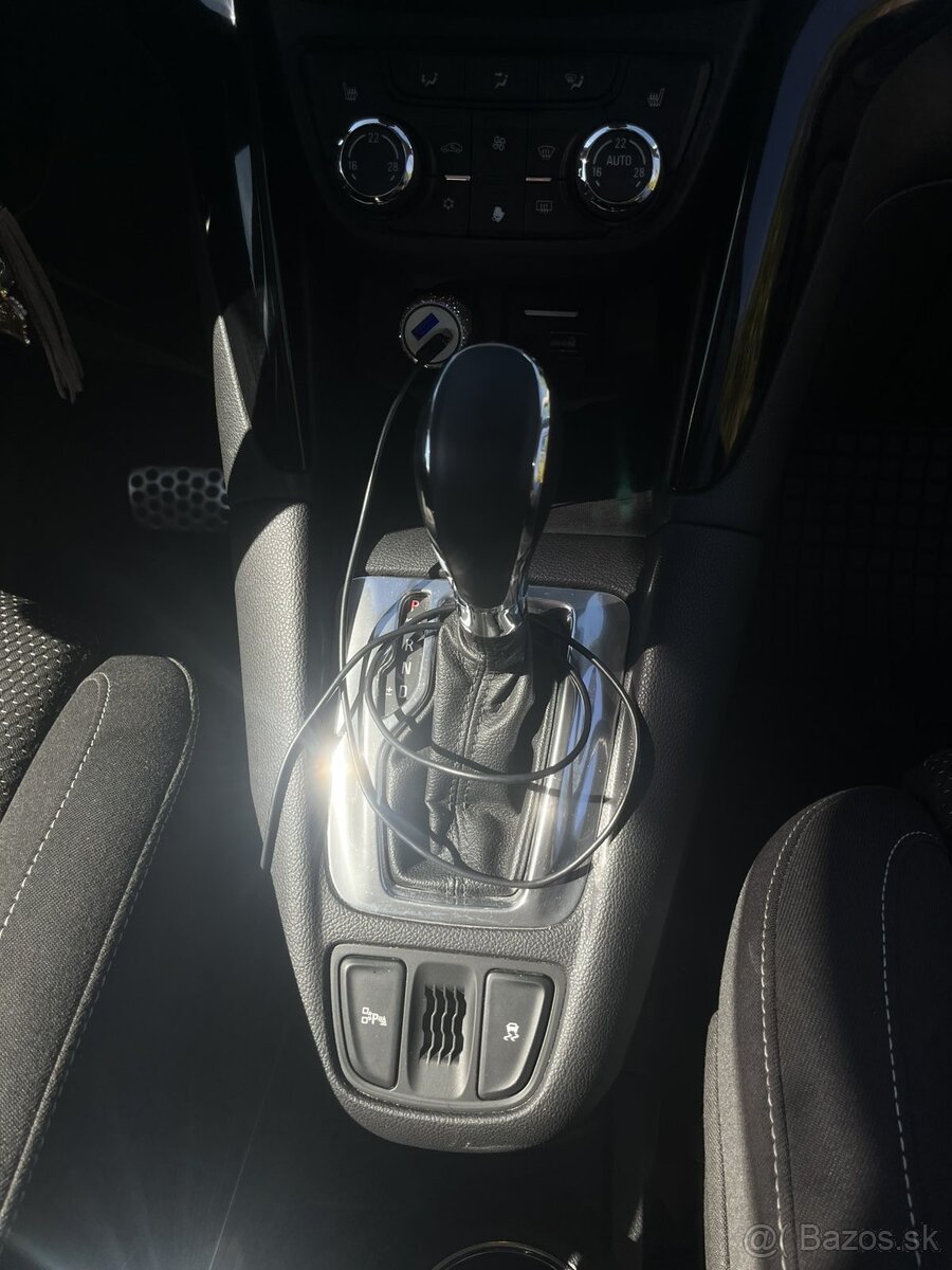 Opel Zafira - 2