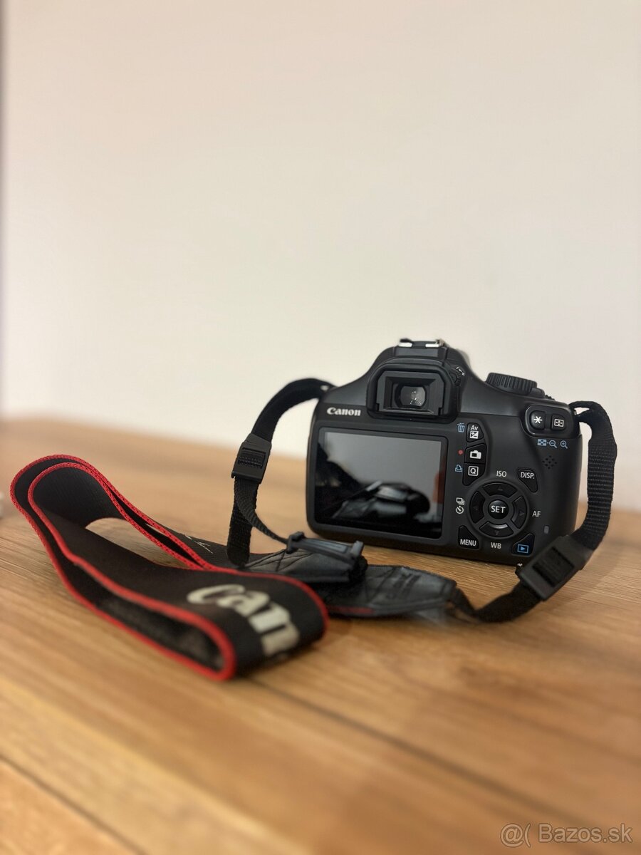 Canon Eos 1100D + statív - 2