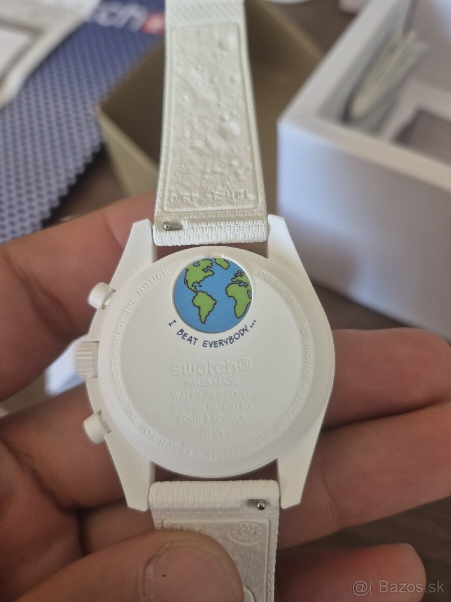 Swatch moonswatch moonphase gold snoopy - 2
