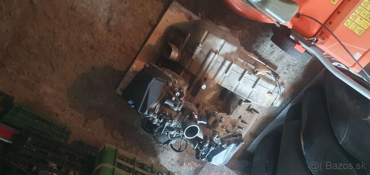 Cf moto x8 2013 - 2