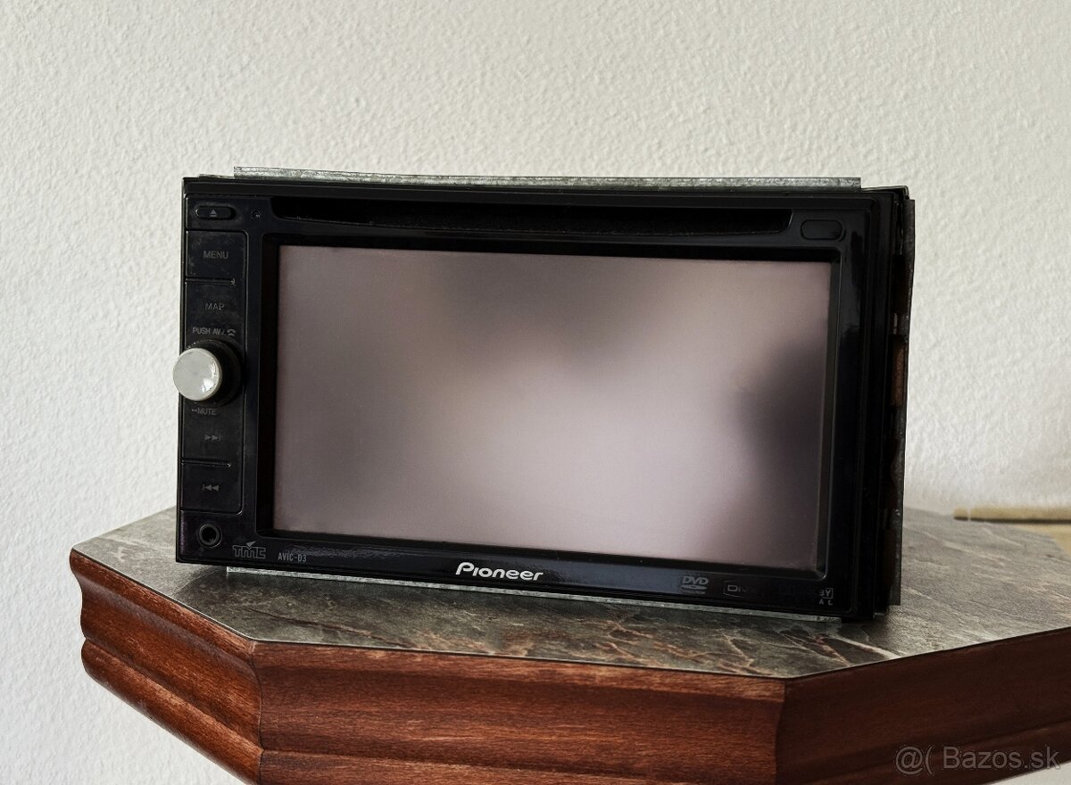 Autoradio Pioneer AVIC-D3-2DIN s navigaciou. - 2