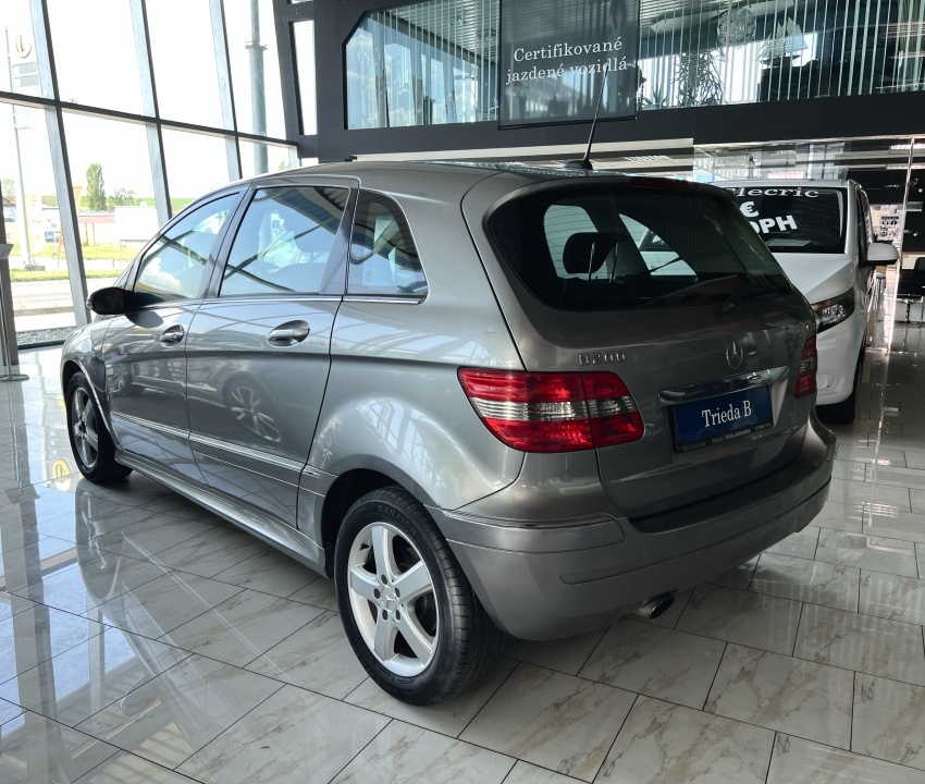 Mercedes-Benz B200CDI Automatik, 12.mes.záruka, jazdené - 2