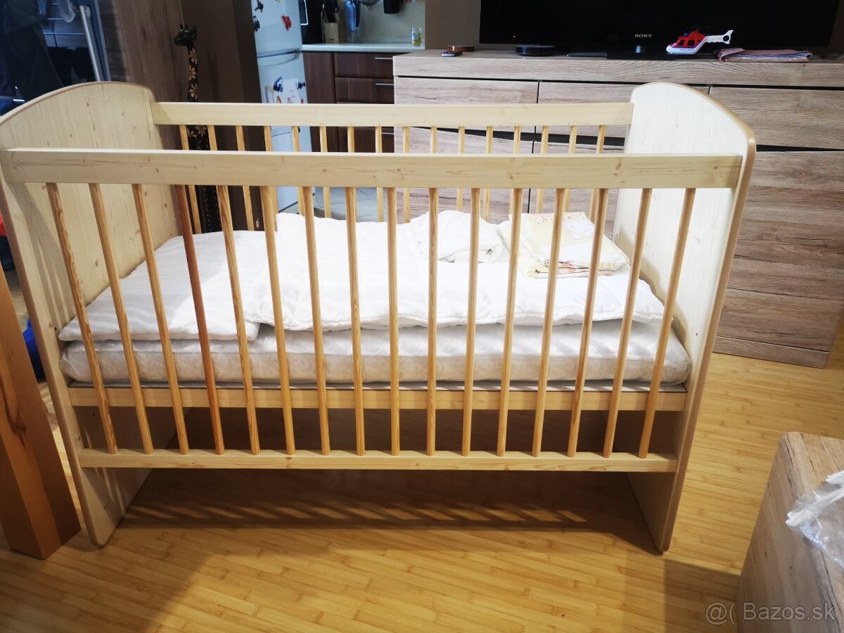 Detská postieľka s matracom, gum. poťah, perinka a vankúš... - 2