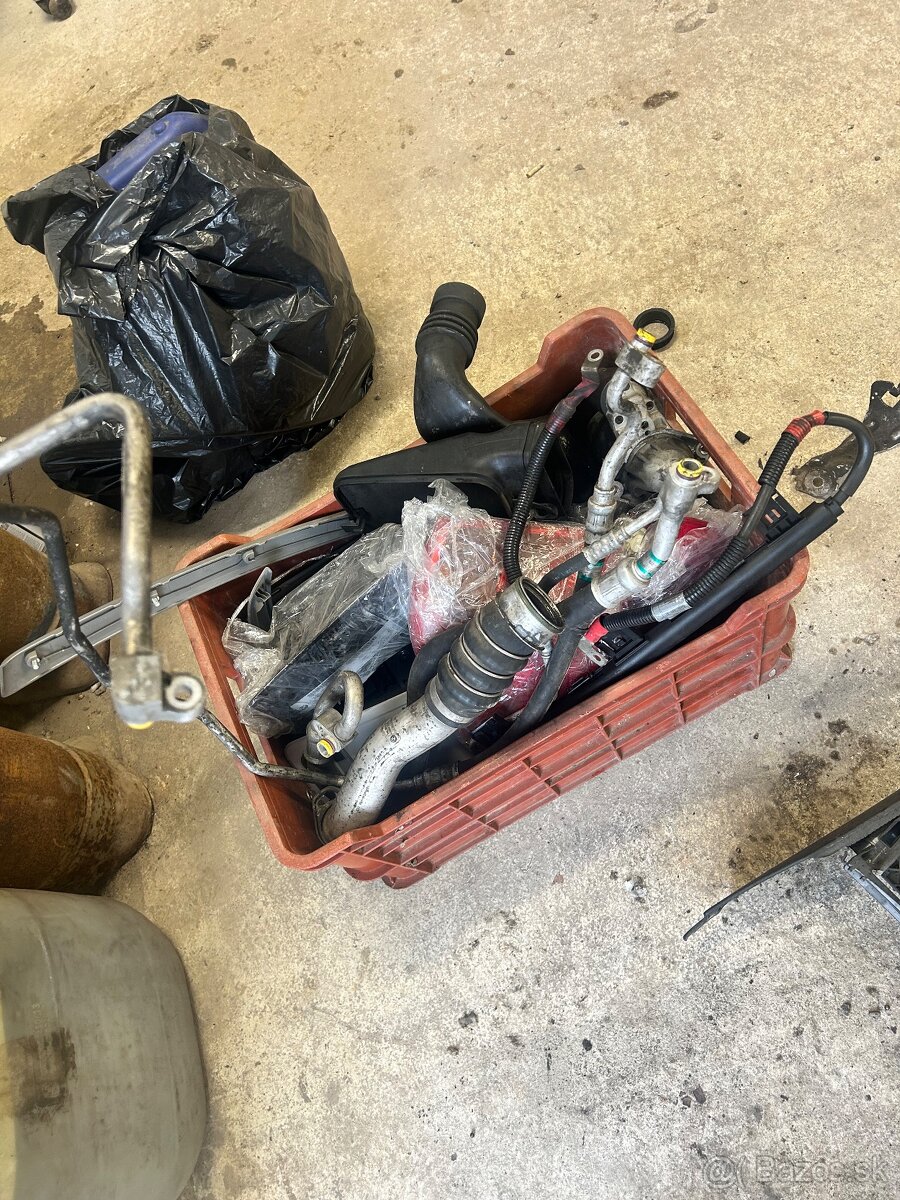 Náhradné diely bmw e91 - 2