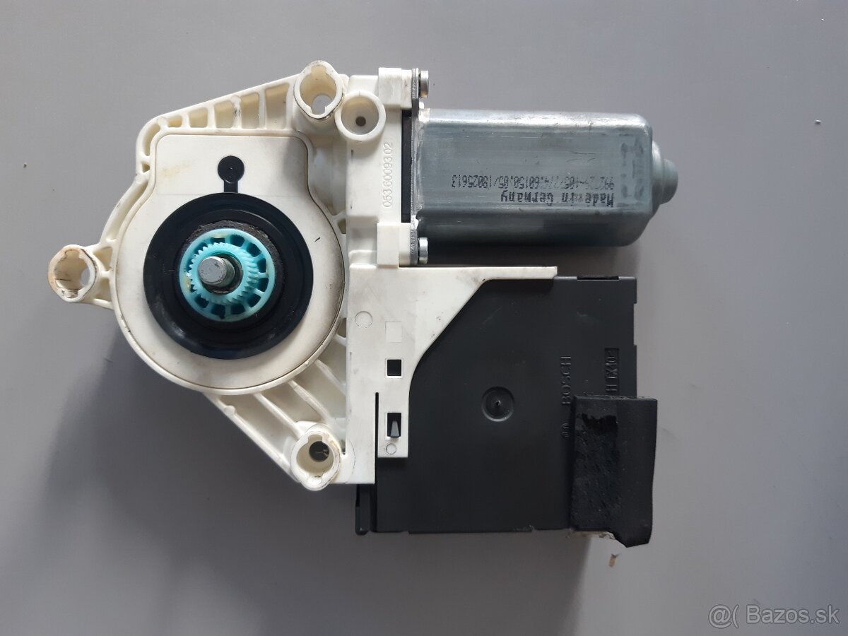 ľavý predný motorček golf V , passat B6 , octavia 2 - 2