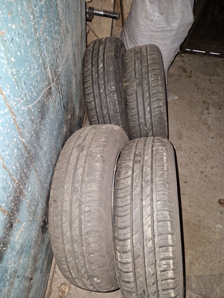 Predám pneumatiky 165/65 R14 - 2