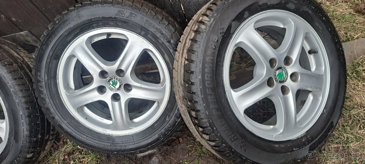 Originál Škoda Octavia 1 disky + gumy gratis - 2