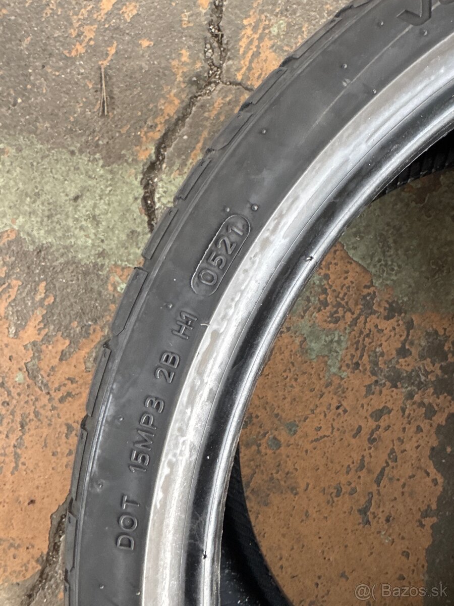 Hankook 225/35 R19 - 2
