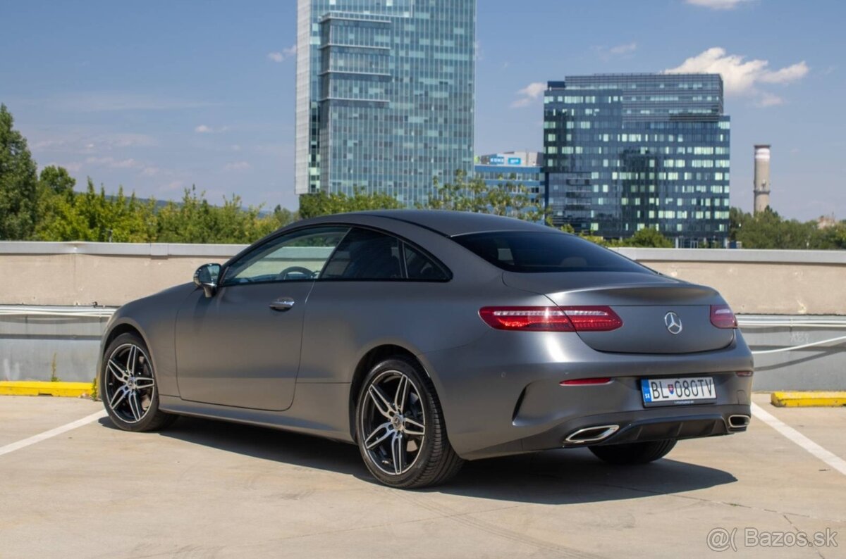 Mercedes-Benz E trieda Kupé 200 4matic A/T - 2