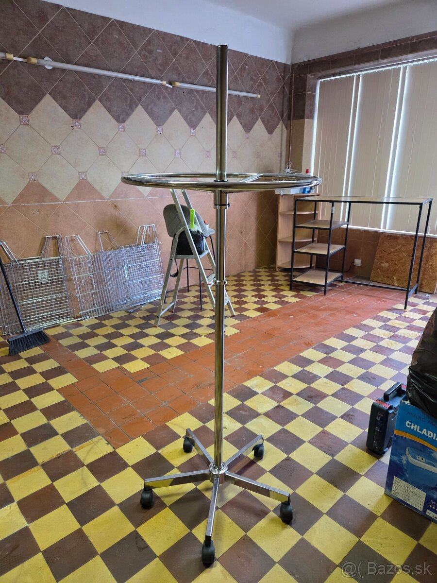 Stojan do predajne, otocny stojan - 2