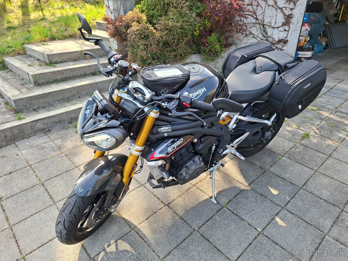 Triumph speed triple rs - 2
