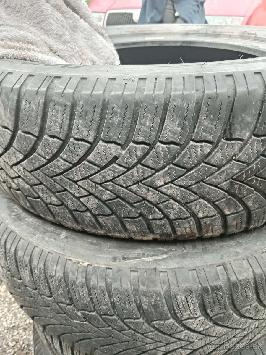 195/65R15 - 2