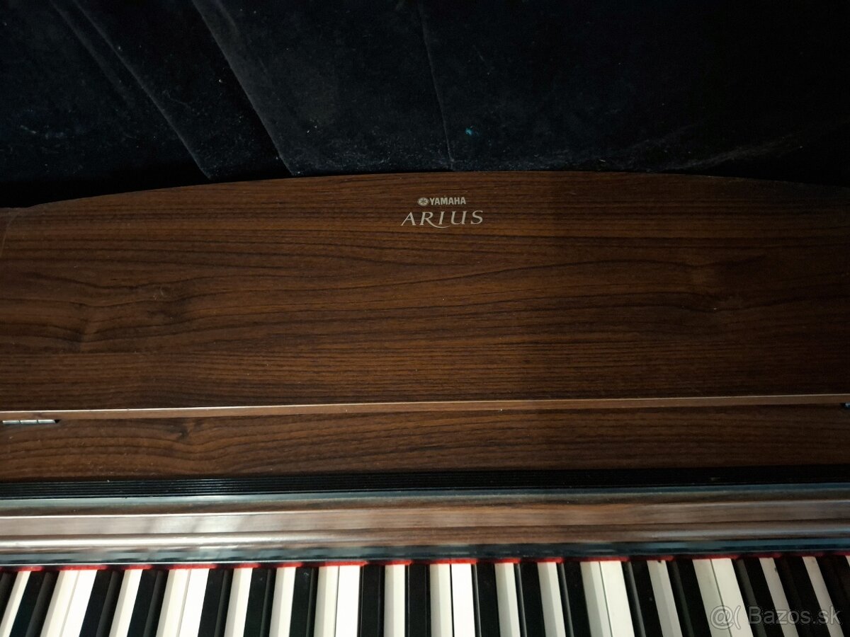 Elektrické piano - klavír - 2