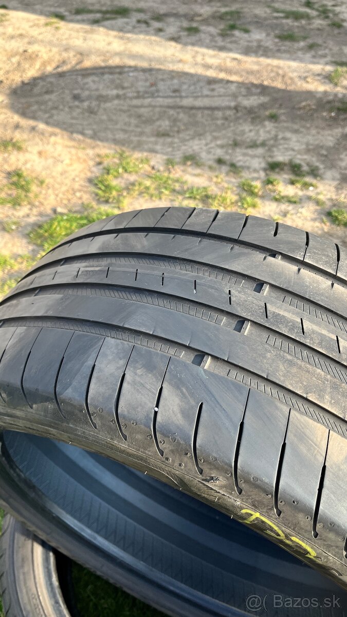 2x letné pneu 275/35 r19 - 2