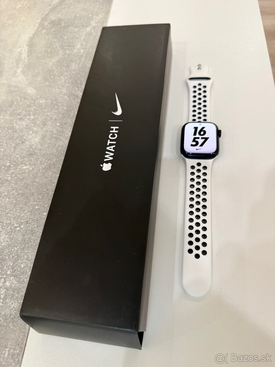 Apple Watch 7 41mm Nike Edition - 2