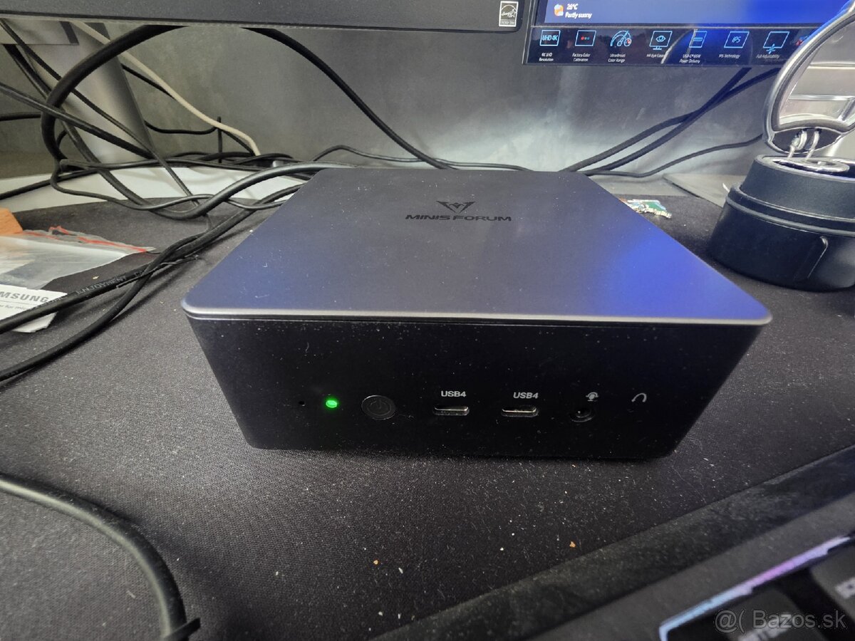 Minisforum UM790 Pro 32GB ram, 1TB SDD - 2