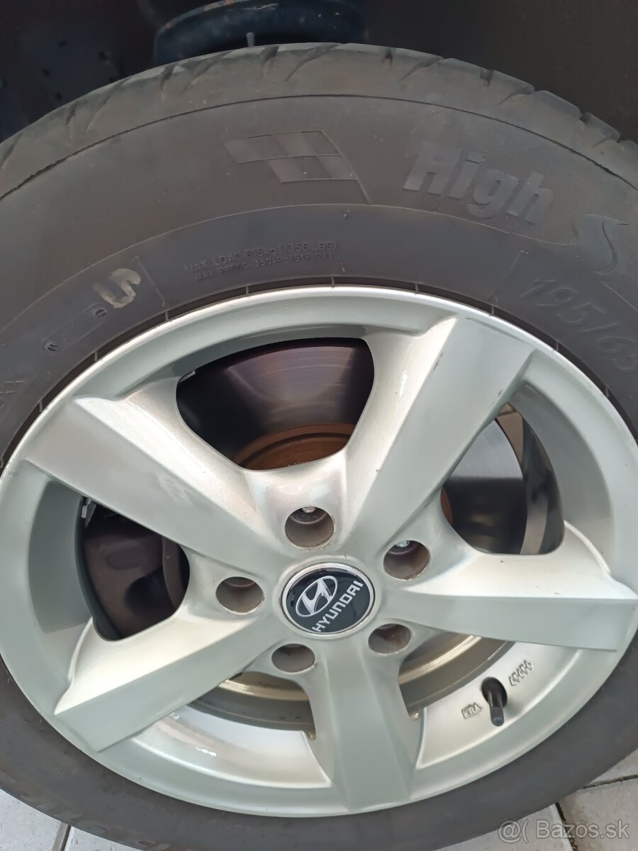 Predám elektróny 195x65 R15 5x114,3 - 2