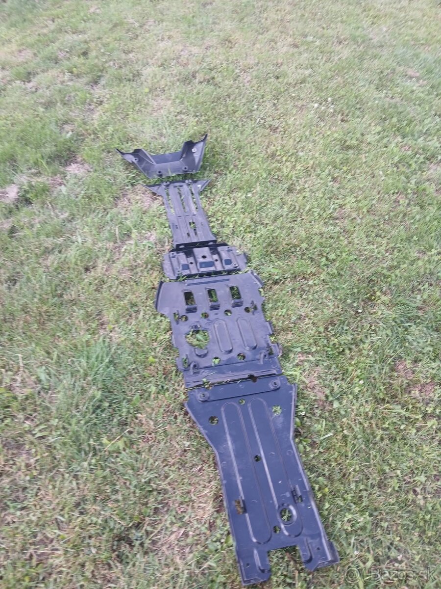 Kryty podvozku - 2