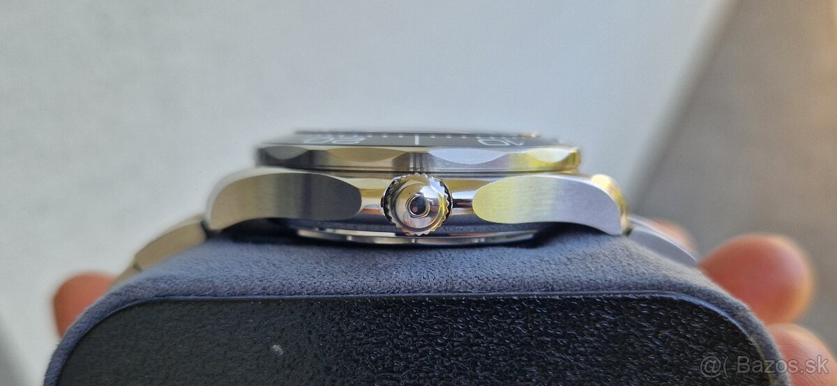 Predám OMEGA Seamaster 300M - 2
