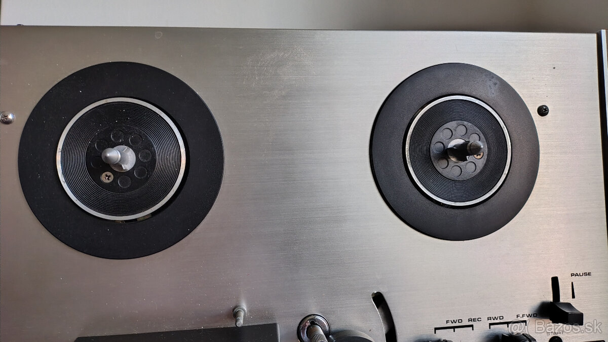 Akai 9000DS - 2