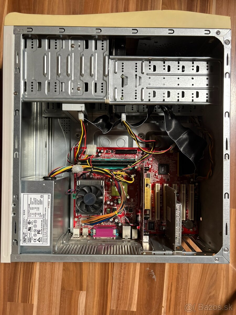 Predam PC AMD Athlon 1500+ - 2