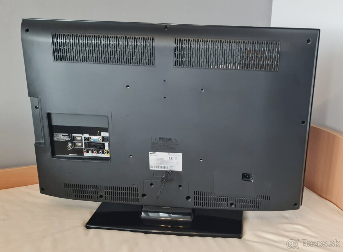 Samsung LE32B350 - 2