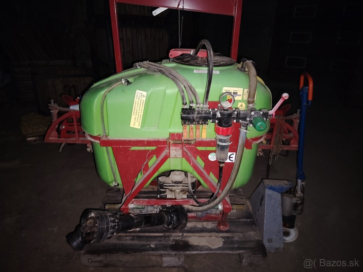 Plosny postrekovač - 2