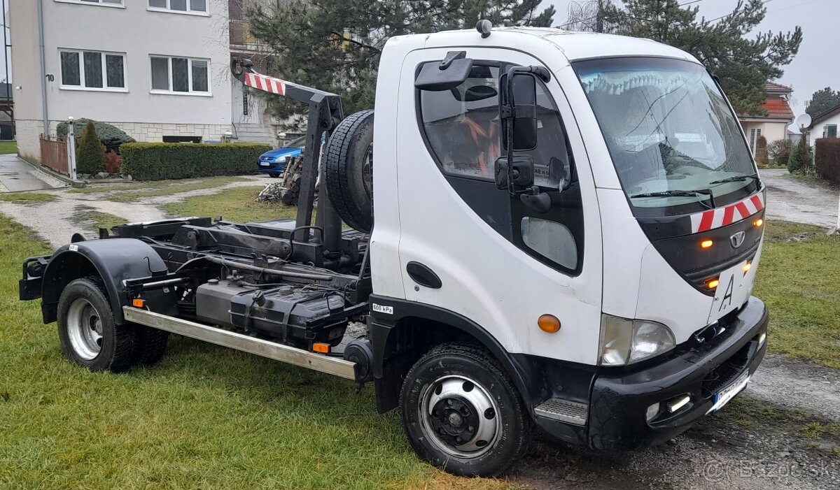 Daewoo AVIA D90 - hákový nosič kontajnerov - 2