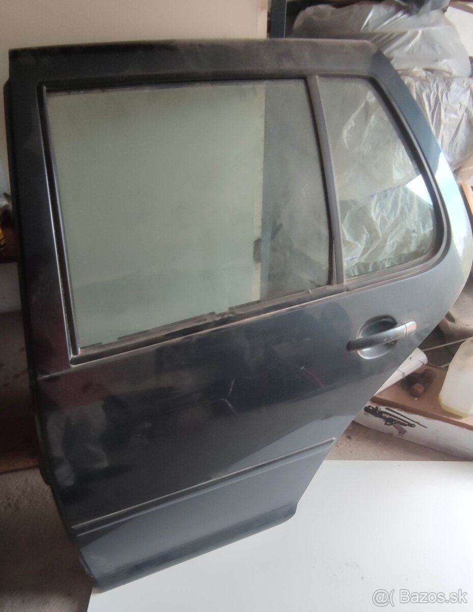 VW GOLF 4 IV lave zadne dvere - 2