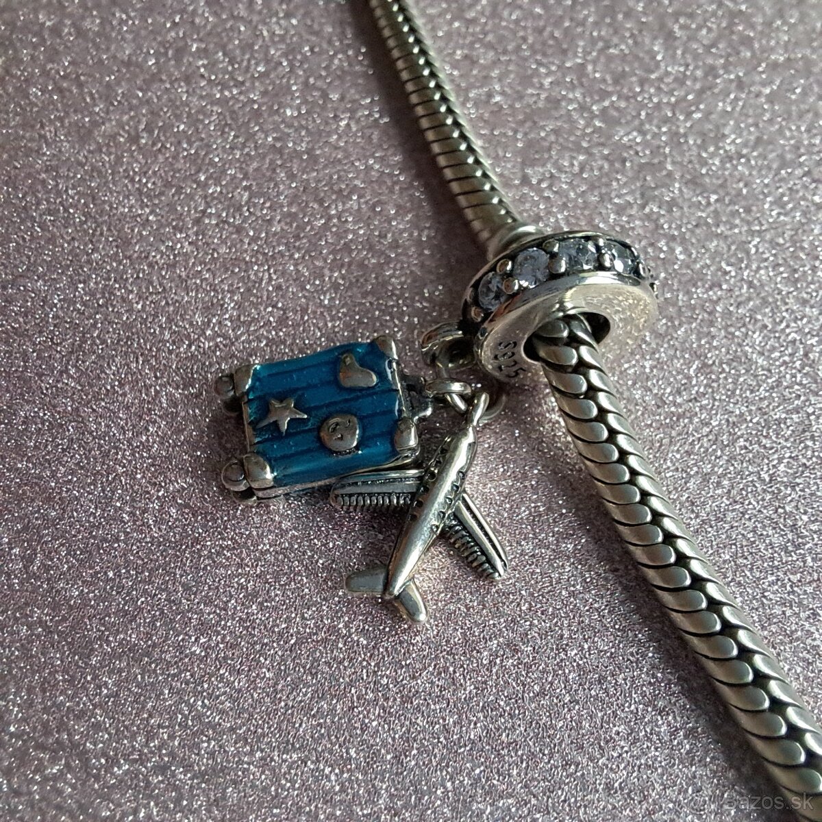 Prívesok Cestovateľka - 2