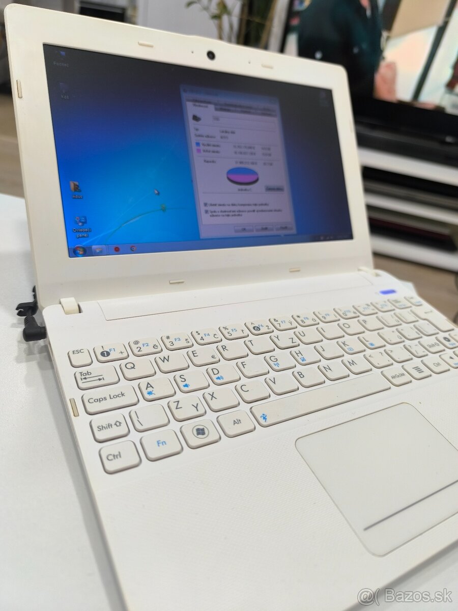 Asus EEE PC X101 - 2