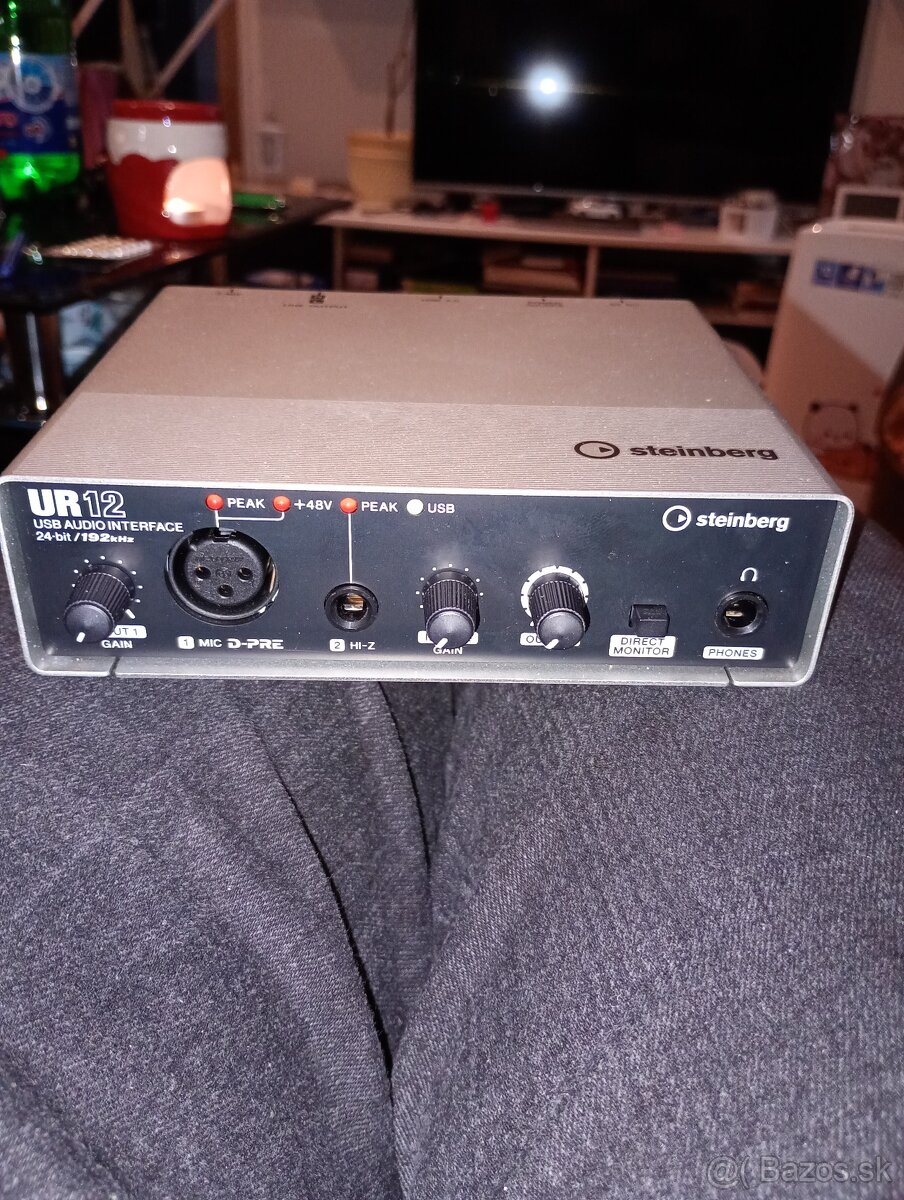 Zvuková karta steinberg ur12 - 2