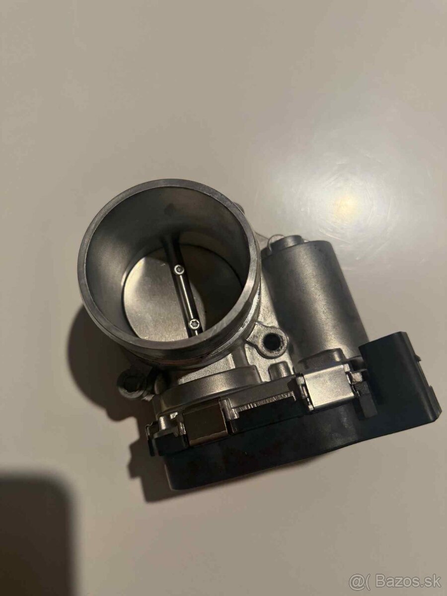 Audi a3 1.8tfsi 132 kW škrtiaca klapka - 2