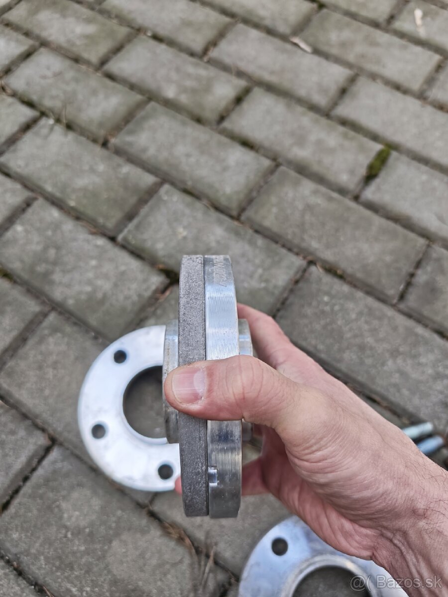 Podložky pod kolesa 5x120 72,60mm - 2