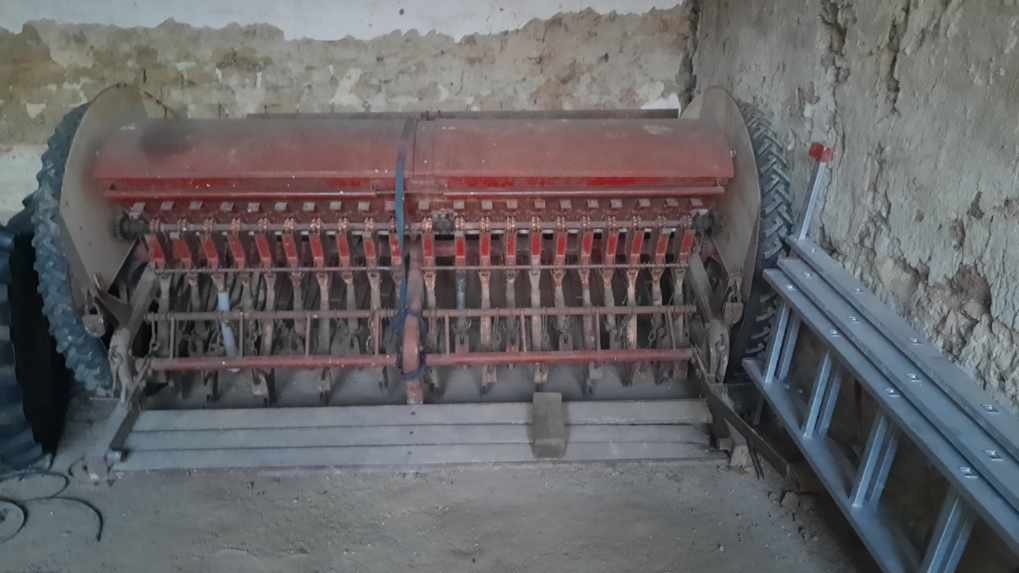 Predám sejacku 21riadkova - 2