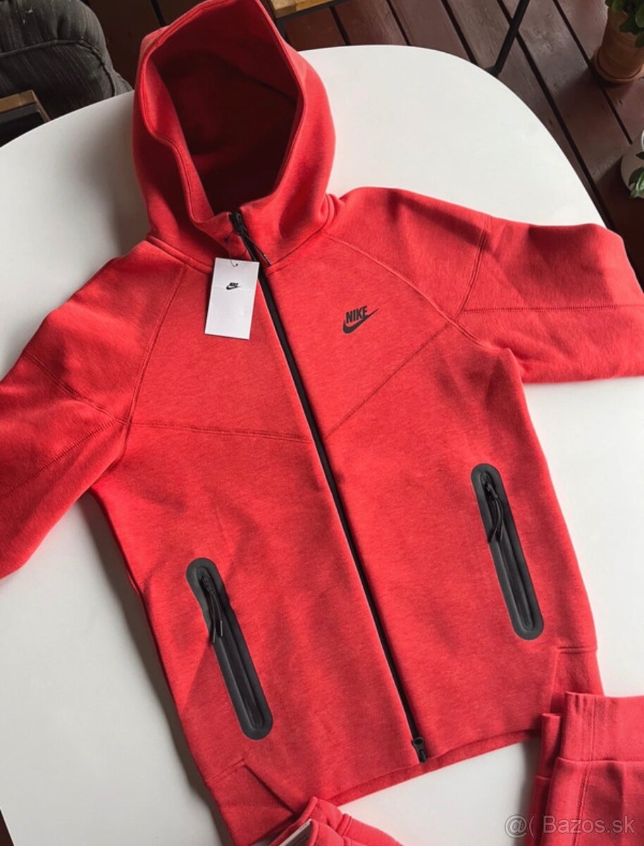Nike Tech Fleece Červená - 2